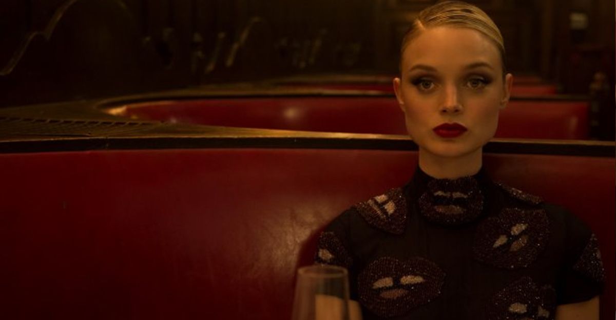 Escena 1 EL DEMONIO NEÓN